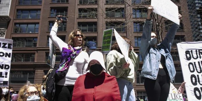 Abortion activists protest.